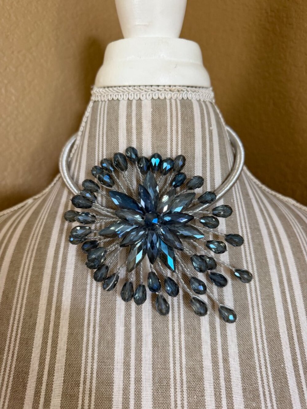 Blue Crystal Floral Statement Choker Necklace 16" Silver Collar Bib Necklace